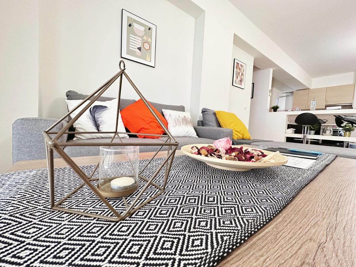 Ah Your Property In Афіни Екстер'єр фото
